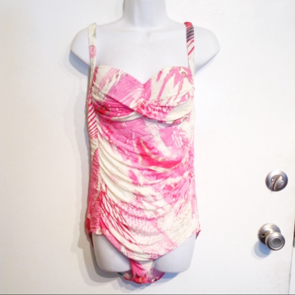 🌟5 for $25🌟 Plus Size Pink Print Ruched Swimsuit